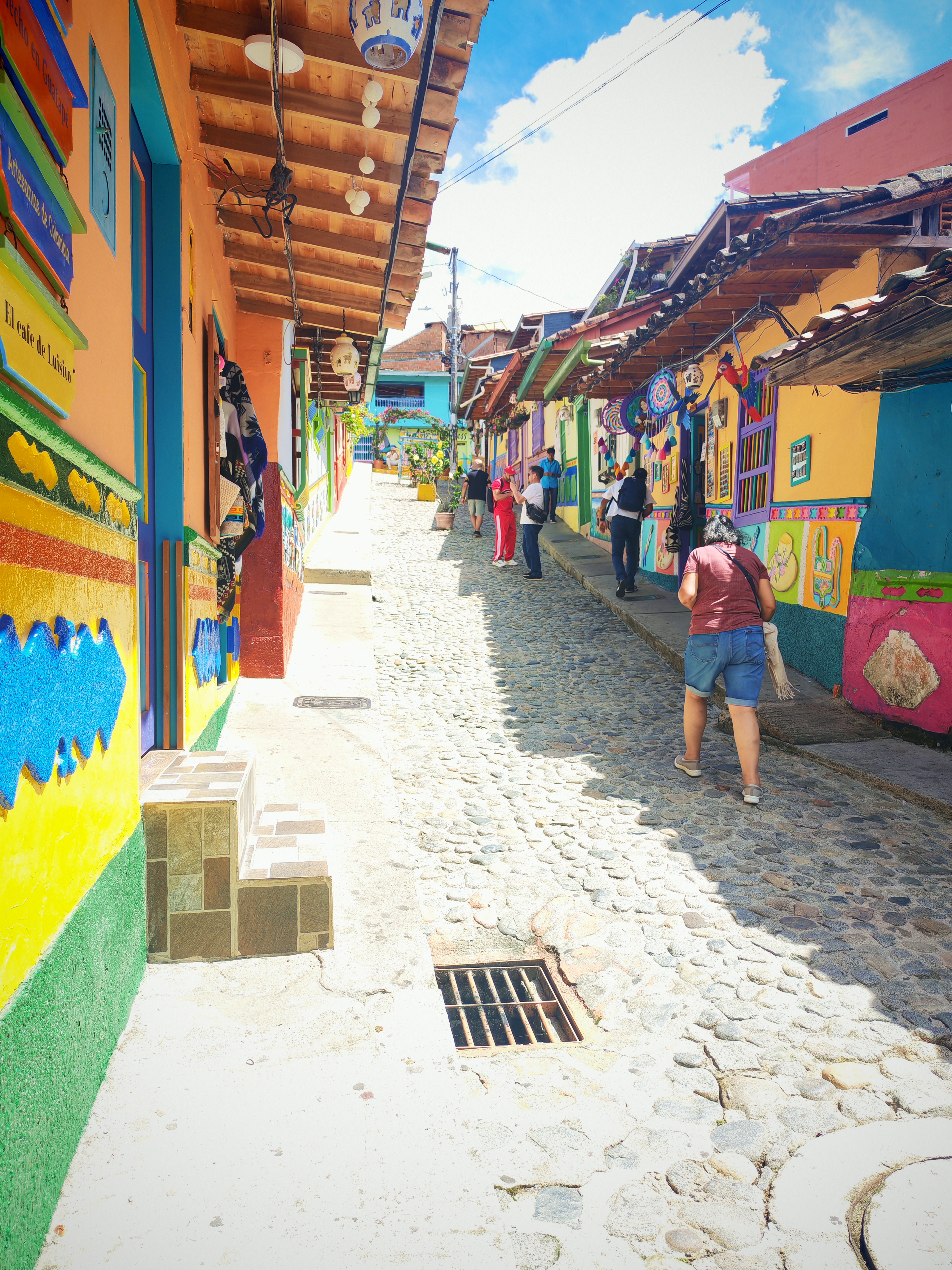 Buildings Around the Plaza